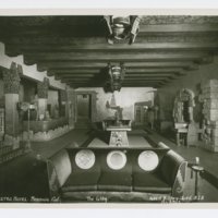 Aztec Hotel: Lobby looking east