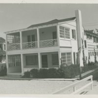 Hunt &amp; Chambers: Garland house (Balboa, Calif.)